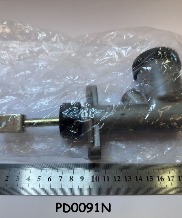 BRAKE MASTER CYLINDER ASSEMBLY
