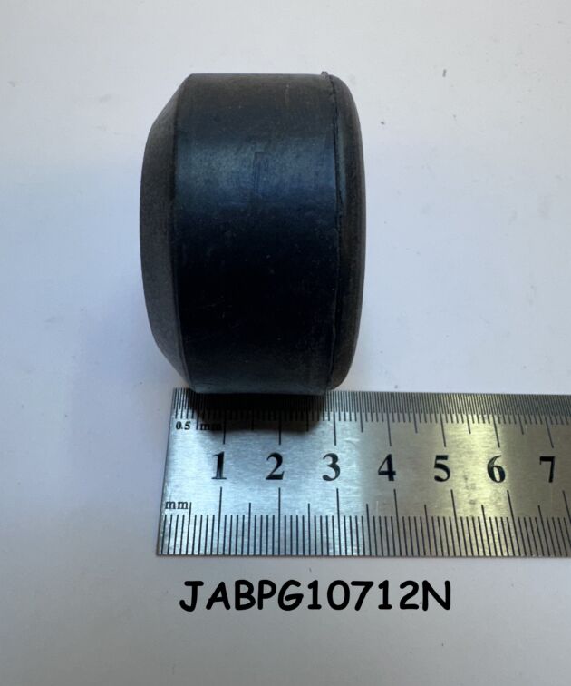 ENGINE MOUNT RUBBER FEMALE MACKAY
