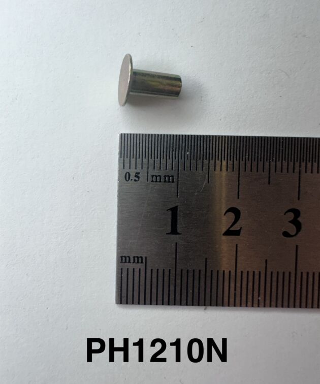 BRAKE RIVETS (121)